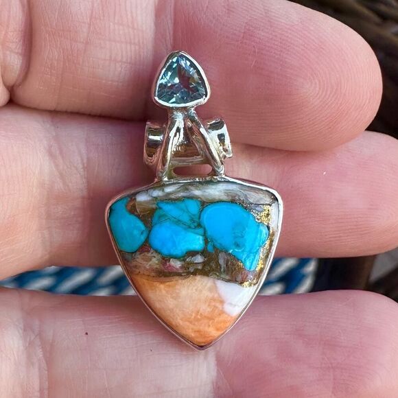 Composite Spiny Oyster & Arizona Turquoise Sterling Silver Pendant - Picture 4 of 6